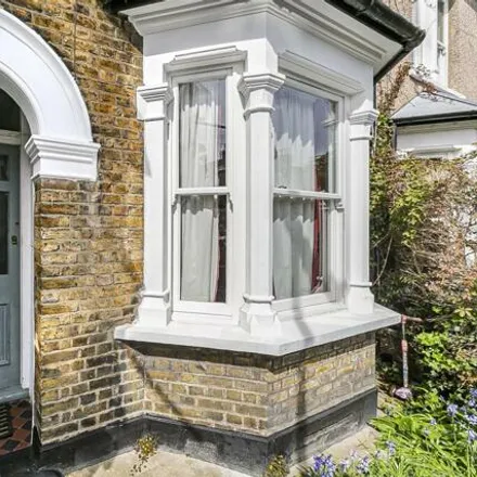 Image 4 - 21 Brunswick Street, London, E17 9NB, United Kingdom - Townhouse for sale