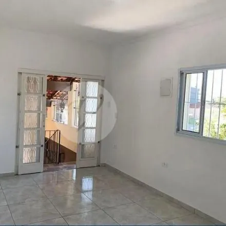 Rent this 2 bed house on Rua Taquacetuba in Vila Helena, Santo André - SP