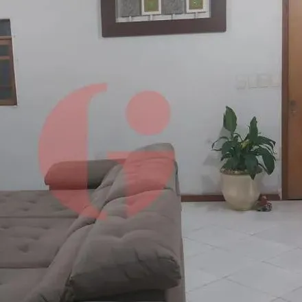 Rent this 3 bed house on Rua Zenaide Pereira de Faria in Jardim Souto, São José dos Campos - SP