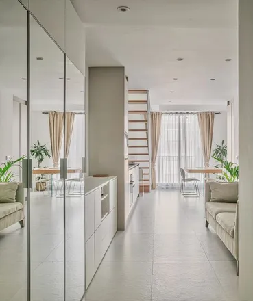 Rent this 3 bed apartment on Carrer de la Reina in 33, 46011 Valencia