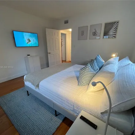 Rent this 1 bed apartment on 848 Brickell Avenue in Miami, FL 33131