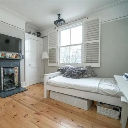 Image 7 - 26 Lynmouth Road, London, N2 9LP, United Kingdom - Townhouse for sale
