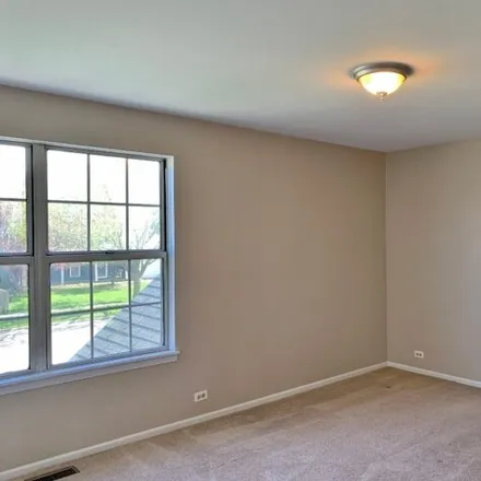 Image 7 - 1782 College Green Drive, Elgin, IL 60123, USA - House for rent