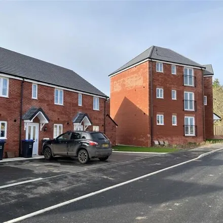 Image 9 - Adlam Way, Salisbury, SP2 9FA, United Kingdom - Apartment for sale