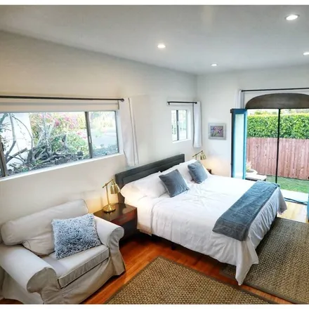 Rent this 4 bed house on West Hollywood