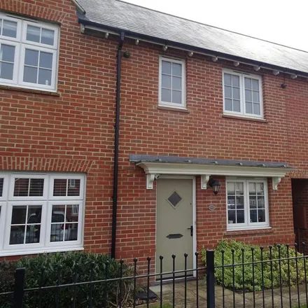 Rent this 2 bed townhouse on 186 Hardys Road in Monkton Heathfield, TA2 8FD