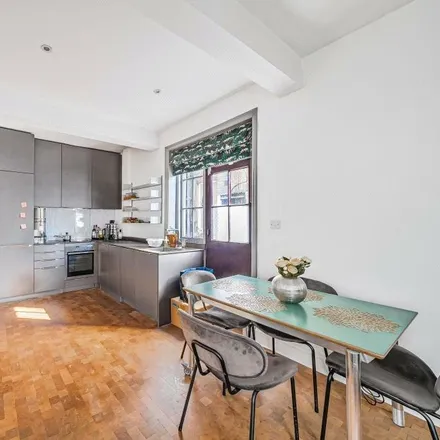 Rent this 2 bed apartment on Cavendish Mansions in Mill Lane, London