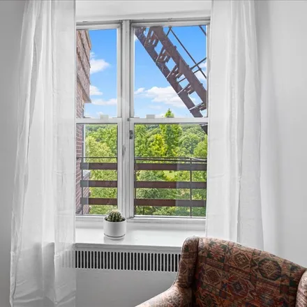 Image 1 - 585 West 214th Street, New York, NY 10034, USA - Condo for sale