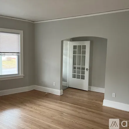 Image 9 - 102 Woodlawn Avenue, Unit 1 - Apartment for rent