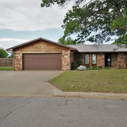 Buy this 3 bed house on unnamed road in Weatherford, OK 73096