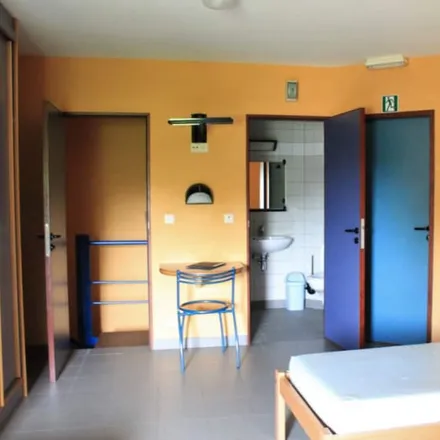 Rent this 1 bed townhouse on Durbuy in Marche-en-Famenne, Belgium
