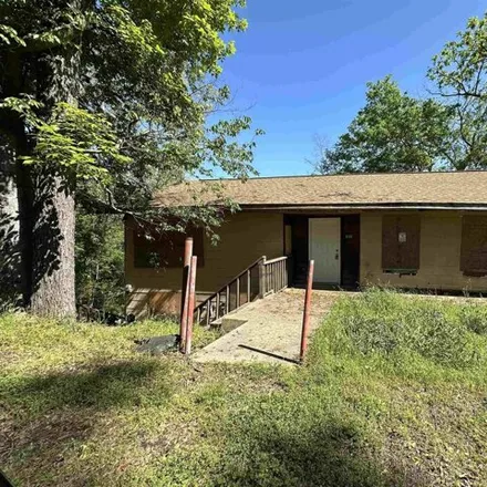 Buy this studio house on 111 Shadow Ter in Hot Springs, Arkansas