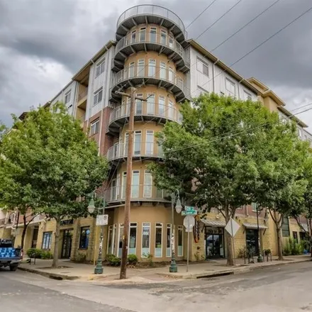Rent this 1 bed condo on 910 W 25th St Apt 410 in Austin, Texas