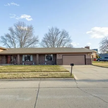 Buy this 4 bed house on 2964 Pershing Road in Columbus, NE 68601