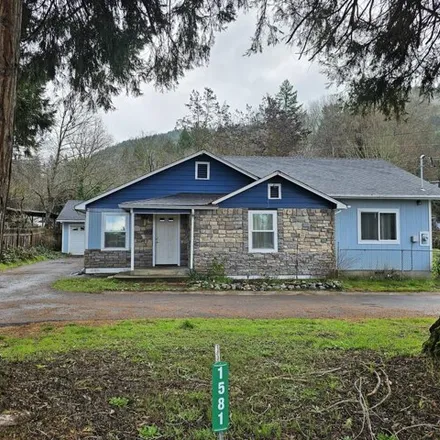 Buy this 3 bed house on 1553 Mount Baldy Road in Josephine County, OR 97527