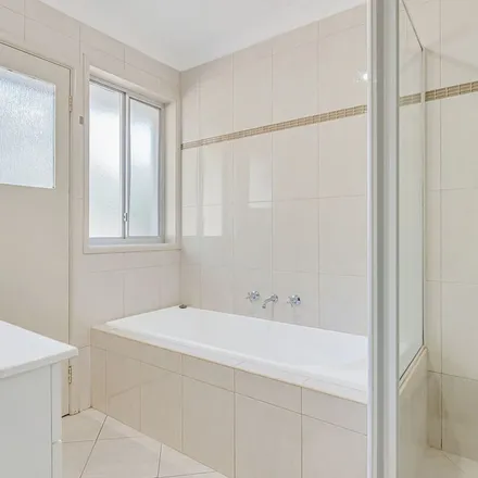 Rent this 4 bed apartment on Jordan Avenue in Bonny Hills NSW 2445, Australia