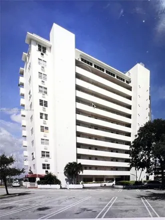 Rent this studio condo on 7904 West Drive in North Bay Village, Miami-Dade County
