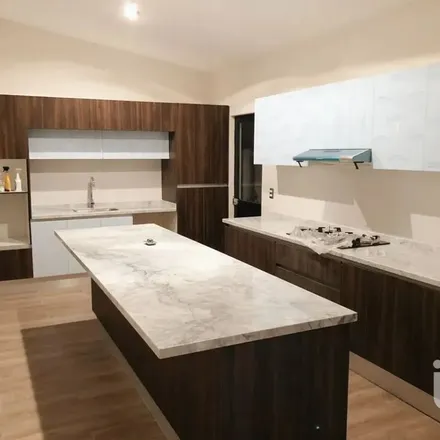 Rent this 3 bed apartment on unnamed road in Delegaciön Santa Rosa Jáuregui, QUE