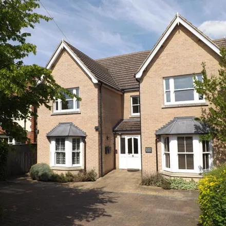 Rent this 2 bed room on Marfleet Close in Great Shelford, CB22 5LA