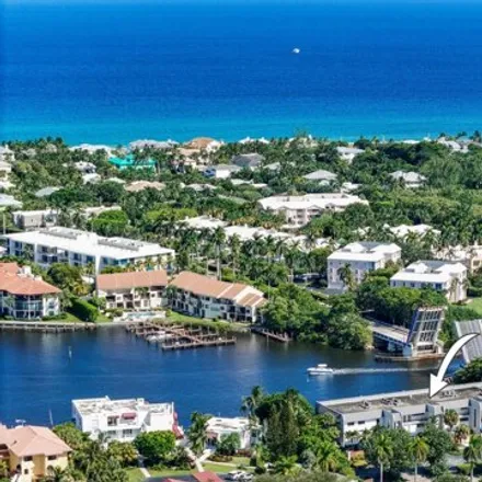 Buy this 3 bed condo on 825 Palm Trail in Delray Beach, FL 33483