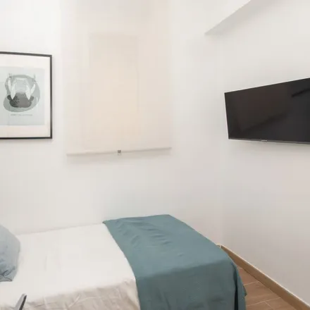 Rent this 1 bed apartment on Col·legi d'Educació Infantil i Primària Doctor Barcia Goyanes in Carrer d'Olimpia Arozena Torres (Professora), 23