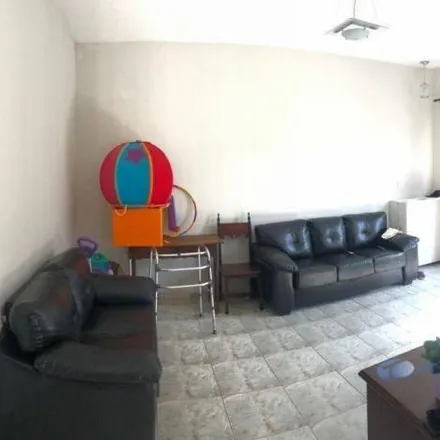 Rent this 3 bed house on Rua Juca Azevedo in Centro, Jacareí - SP