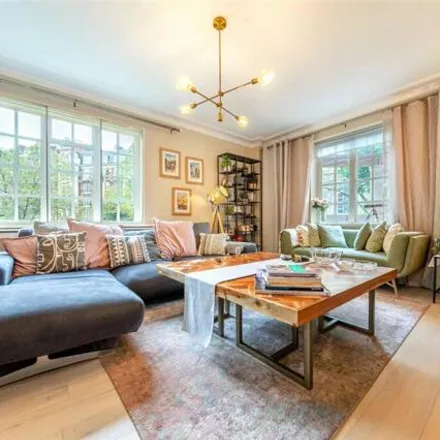 Image 1 - Ada Court, 10-16 Maida Vale, London, W9 1TD, United Kingdom - Room for rent