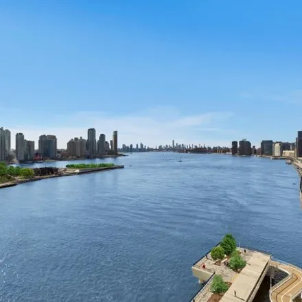 Image 2 - FDR Drive, New York, NY 10155, USA - Apartment for sale