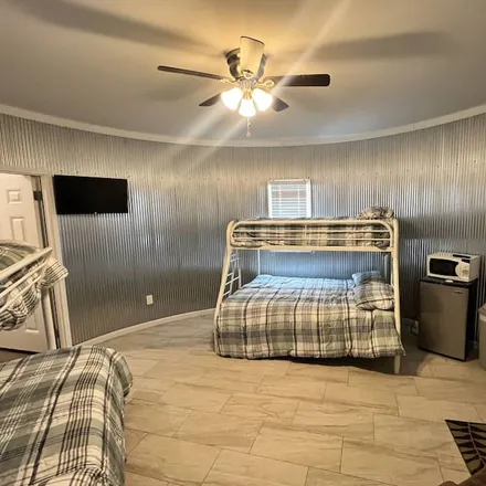 Rent this 2 bed house on 100 in Bossier City, LA 71111