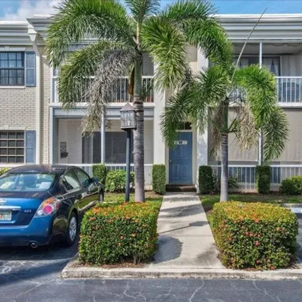 Buy this 1 bed condo on 66 Cypress Club Drive in Cypress Harbor, Pompano Beach