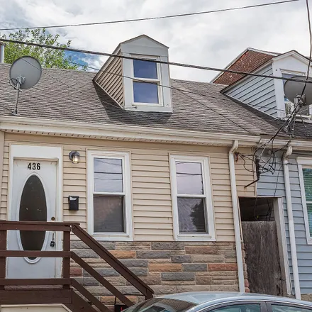 Rent this 2 bed townhouse on 436 Lafayette Street in Lancaster, PA 17603