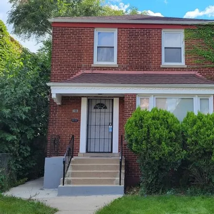 Buy this 3 bed house on 9019 South Justine Street in Chicago, IL 60620