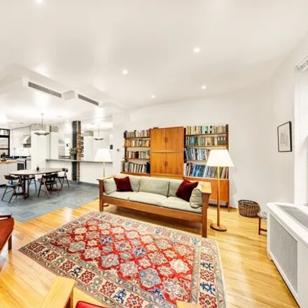 Image 1 - 603 West 111th Street, New York, NY 10025, USA - Apartment for sale