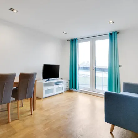 Buy this 1 bed apartment on City Tower in 3 Limeharbour, Cubitt Town