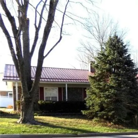 Image 3 - 1358 Broadway Street, Rolla, MO 65401, USA - House for sale