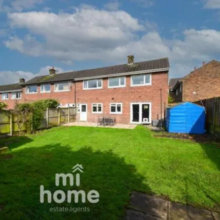 Buy this 3 bed house on The Close in Wesham, PR4 2UL