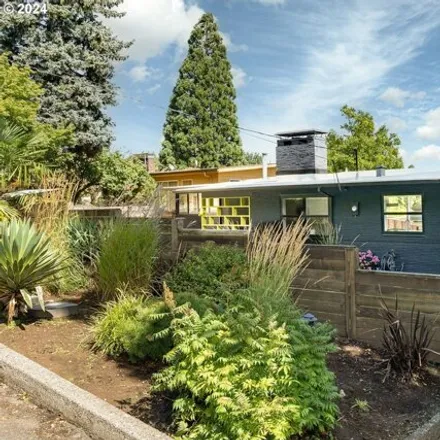 Buy this 3 bed house on 1812 Southeast Mountain View Drive in Portland, OR 97215