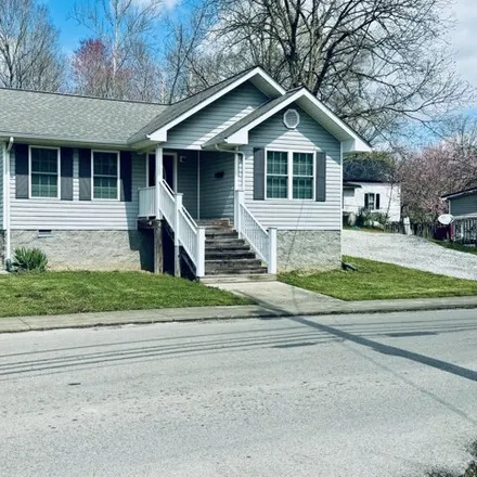 Buy this 2 bed house on 1036 South 2nd Street in Williamsburg, KY 40769