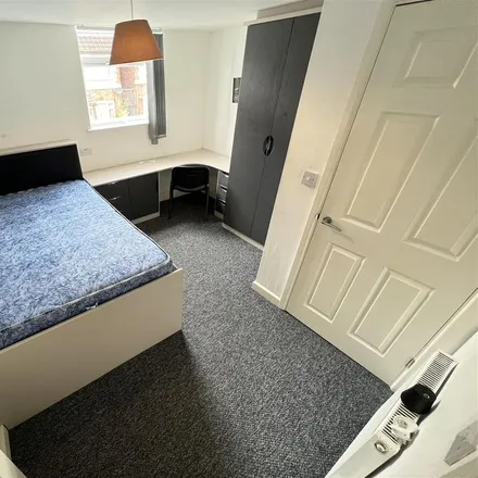 Rent this 4 bed house on 263 St. George's Road in Coventry, CV1 2DF