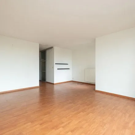 Rent this 3 bed apartment on Godefriduskaai 16 in 2000 Antwerp, Belgium