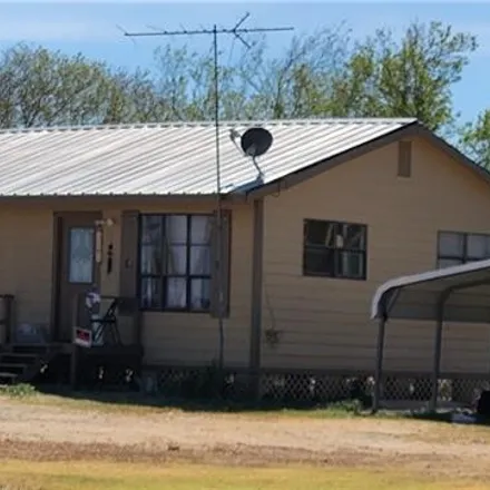 Buy this 3 bed house on 292 County Road 112 in Buckholts, Milam County