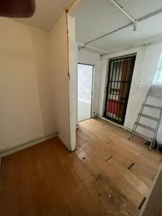 Image 4 - Drake House, Stepney Way, St. George in the East, London, E1 3BE, United Kingdom - Duplex for sale