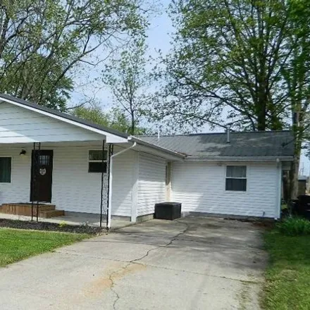 Buy this 3 bed house on 1131 Leininger Road in Fairfield, IL 62837