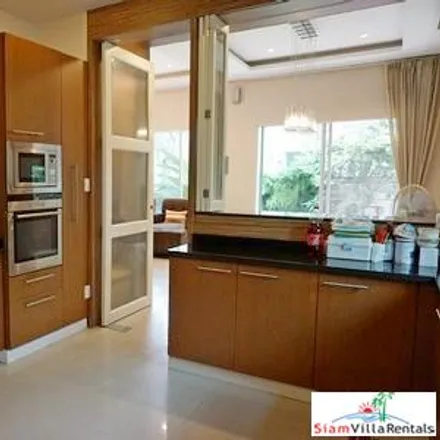 Image 5 - Soi Ramkhamhaeng 24 Yaek 26, Bang Kapi District, Bangkok 10241, Thailand - House for rent