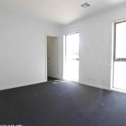 Rent this 4 bed apartment on Flint Street in Googong NSW 2620, Australia