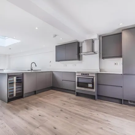Rent this 2 bed house on 82 Worple Road in London, SW19 4HZ