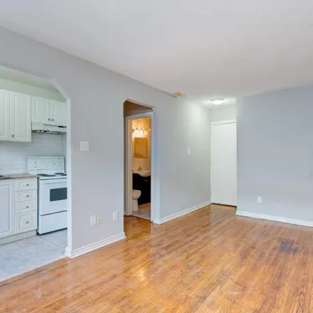Image 7 - 40 Lambton Avenue, Toronto, ON, Canada - Apartment for rent