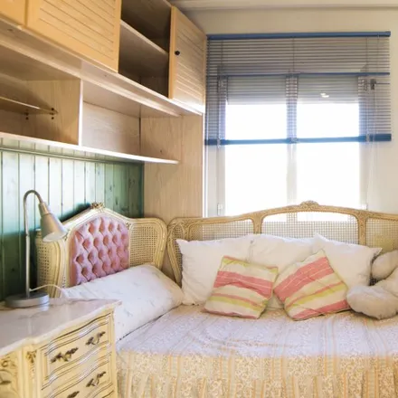 Rent this 2 bed room on Madrid in Avenida de Nuestra Señora de Valvanera, 28025 Madrid