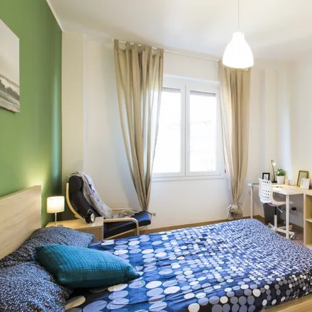 Rent this 3 bed room on Via Tibullo in 18, 20156 Milan MI