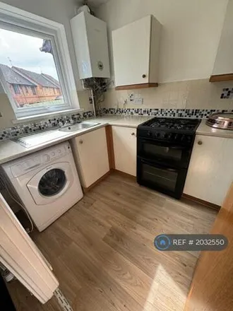 Image 4 - Huntsmead Close, Cardiff, CF14 9HY, United Kingdom - Townhouse for rent
